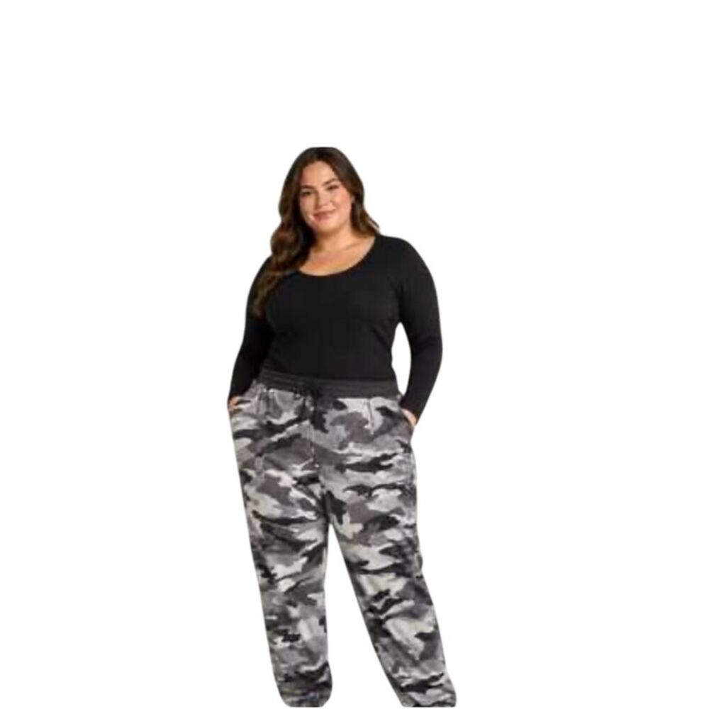 Simply Vera Wang Gray Camo Velour Loungewear Pants w/drawstring sz L x 28 length